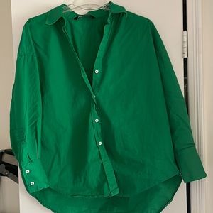 Zara green button down shirt, Size M, mint condition